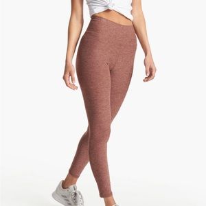 Vuori clean elevation leggings